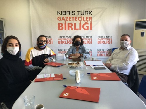 Kuir Kıbrıs Derneği, Kıbrıs Türk Gazeteciler Birliği Başkanı Emin Akkor ile bir görüşme gerçekleştirdi.